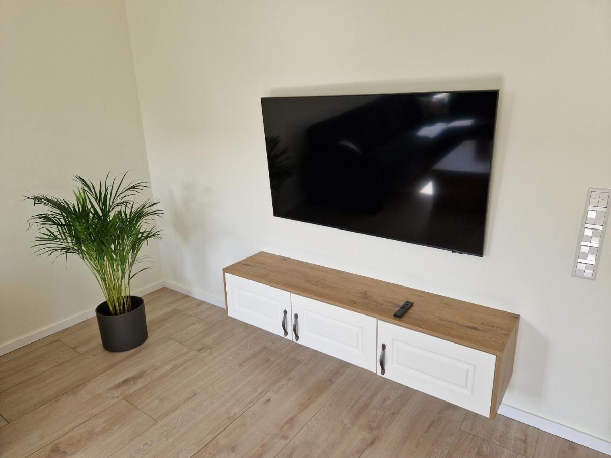 Apartment Nahe Meyer Werft In Ostfriesland Mit Kueche & Netflix Westoverledingen المظهر الخارجي الصورة